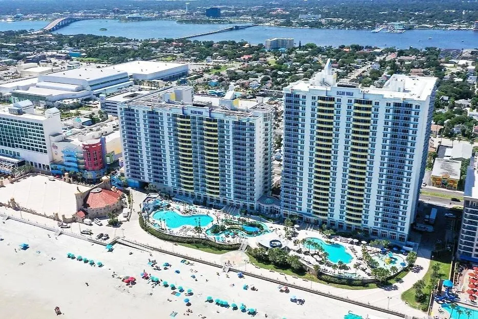 Apartment 501 Lux Ocean Walk Condo 2 Bedroom 2 Ba 3 Balcony Ocean Front Daytona Beach United States